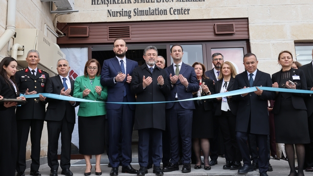 HKÜ'de Hemşirelik Simülasyon Merkezi ile İleri Araştırma ve Uygulama Laboratuvarı açıldı