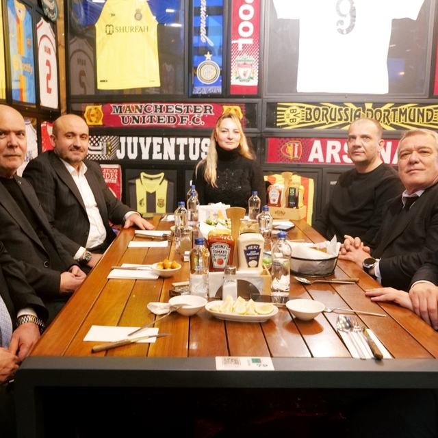 Eskişehir Demirspor, şampiyonluğu yemek ile kutladı