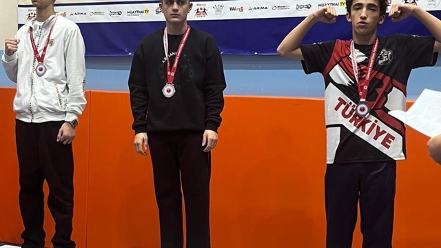 Bilecikli sporcular Muaythai Marmara Bölge Şampiyonası'nda derece yaptı