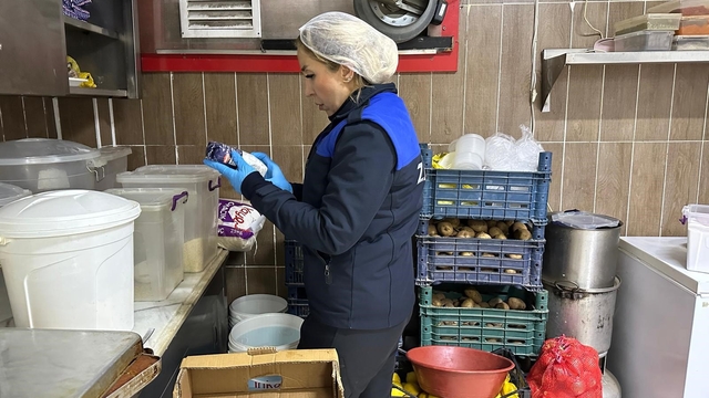 Bilecik'te son kullanma tarihi geçmiş ürünlere zabıta engeli