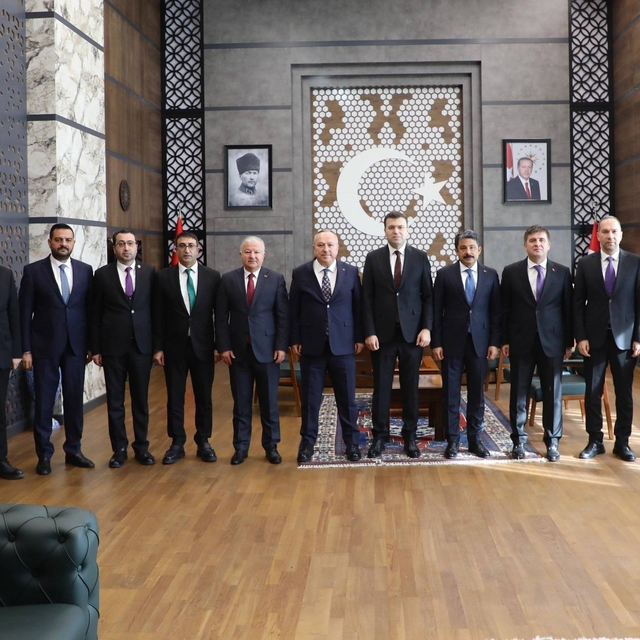 Bölge valilerinden Vali Nedim Akmeşe'ye hayırlı olsun ziyareti