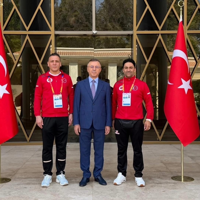 Emirdağlı sporcu Abu Dabi'den madalya ile döndü