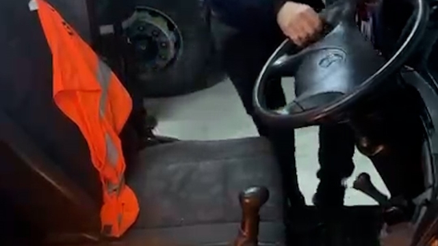 İtfaiye şoförüne yürek hoplatan sürpriz: "Anam anam benim ev"