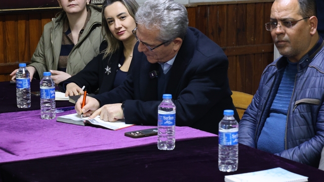 Başkan Tetik, Dumlupınar ve Sümer'de vatandaşları dinledi