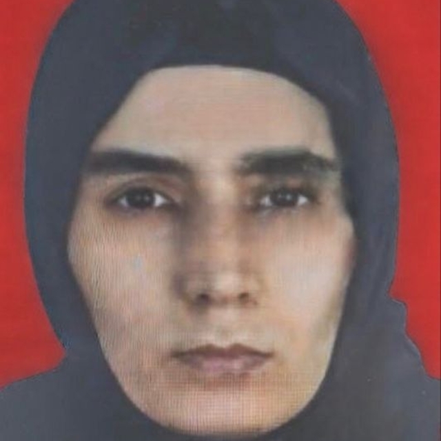 5 yaşındaki oğlu 'ölmek istediği' için denize itmiş