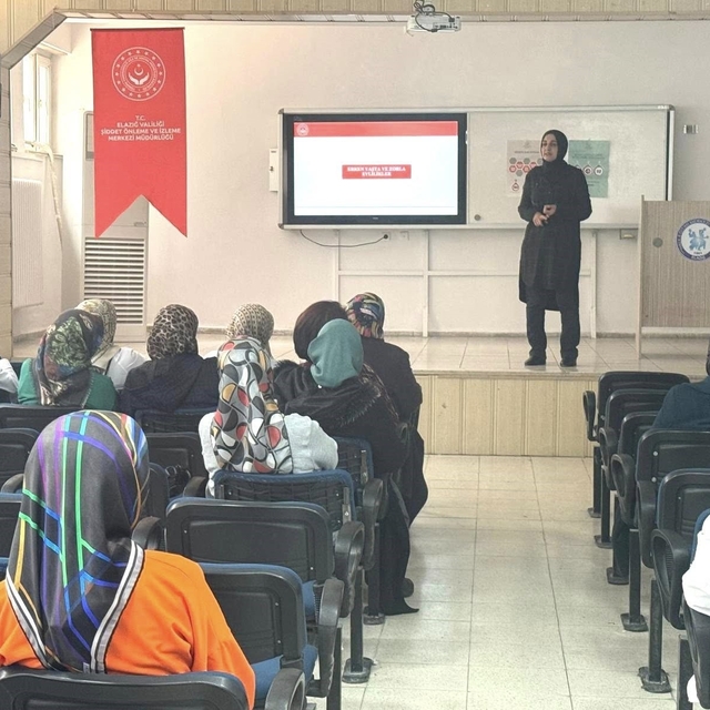 Elazığ'da kadına yönelik şiddetle mücadele eğitimi verildi