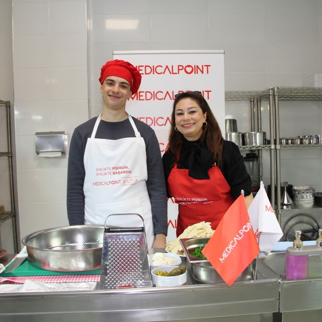 Özel öğrenciler "Birlikte pişirdik, birlikte başardık"  etikliğinde buluştu