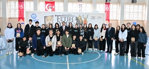 Yıldırım Belediyesi 'Fethin' kitabını yazdı