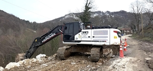 Anında müdahale edildi heyelanın izleri giderildi
