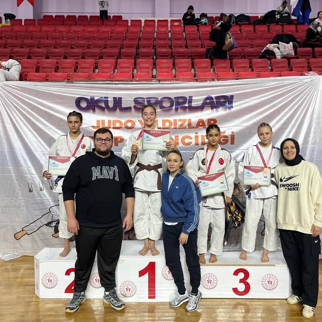 Yunusemreli judoculardan 7 madalya