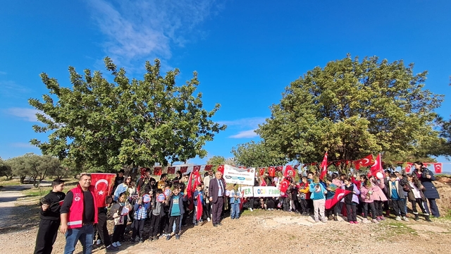 Mersin'de "Her Çocuk Bir Fidan" etkinliği düzenlendi