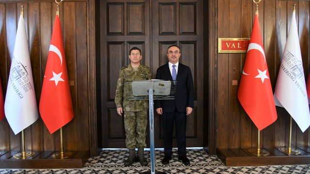 1. Ordu Komutanı Orgeneral Ersay, Tekirdağ Valisi Soytürk'ü ziyaret etti