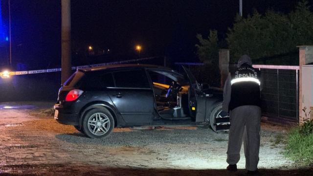 Sakarya'da 1 kişi aracında silahla vurulmuş bulundu