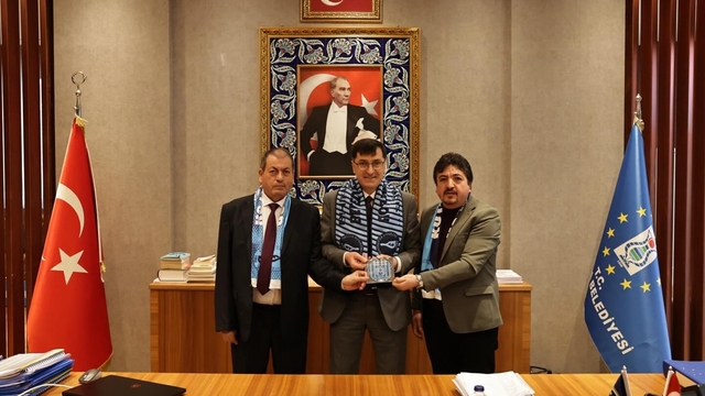 Kütahyaspor'un 60. yıl albümü yöneticilere takdim edildi