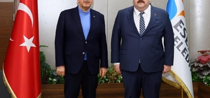 Başkan Hamamcı'dan kardeş belediye Esenler'e ziyaret