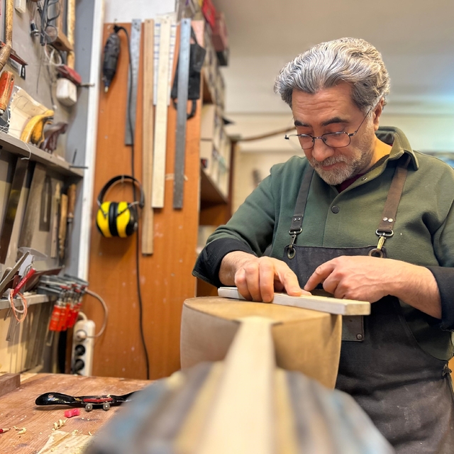 Van'da el emeğiyle üretilen bağlamalar birçok ülkeye gönderiliyor