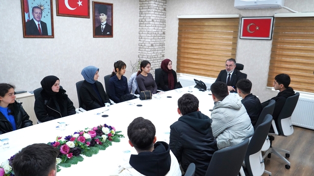 Başkan Erol'dan KPSS Adaylarına Net Mesaj: "Yanınızdayız"