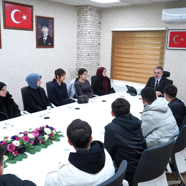 Başkan Erol'dan KPSS Adaylarına Net Mesaj: "Yanınızdayız"