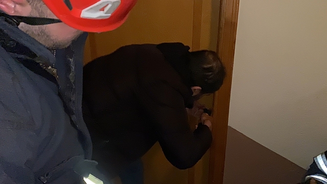 Ev sahibinin şüphesi ekipleri harekete geçirdi
İzmit'te 12 gündür haber alınamayan kiracının evi boş çıktı