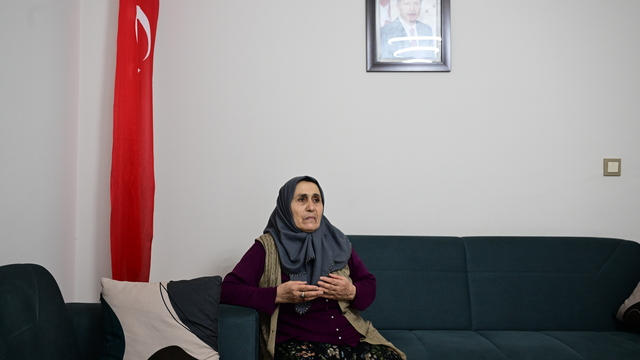 Deprem konutlarında açıklanan fiyatlar hak sahiplerini sevindirdi