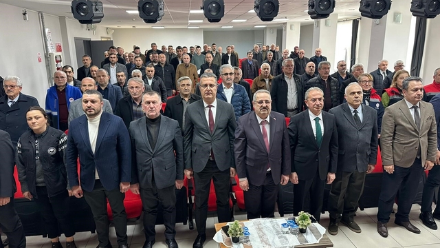 Kahverengi kokarca ile mücadelede muhtarlar bilgilendirildi