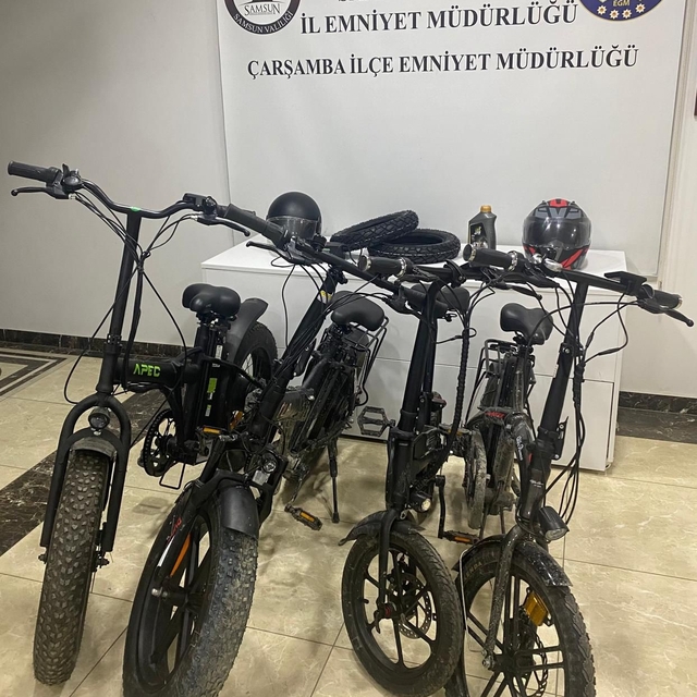 Çarşamba'da iş yerinden hırsızlığa 4 gözaltı