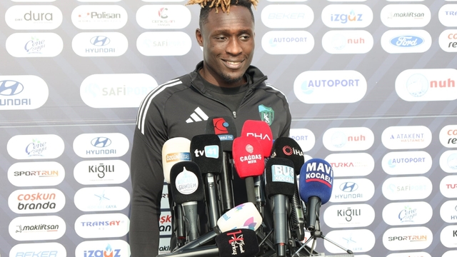 Daniel Agyei: "2 haneli sayılara ulaşmak istiyorum"
Kocaelisporlu futbolcu Daniel Agyei:
"Zor maç olacak ama özgüvenimiz tam"