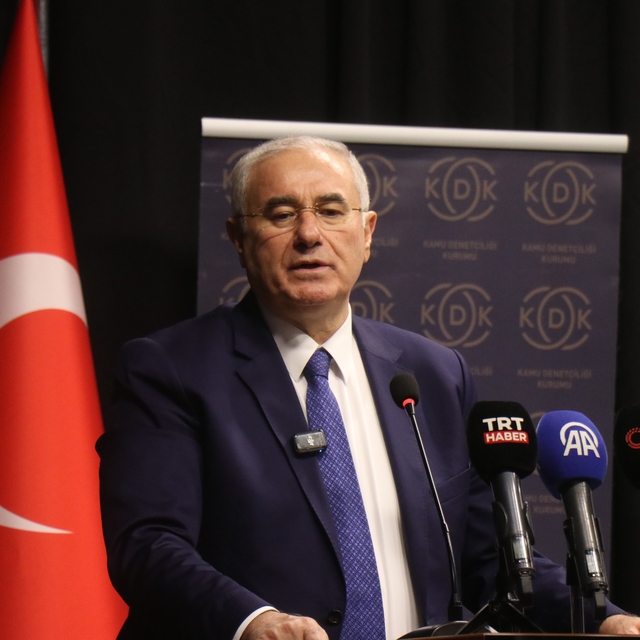 Sakarya'da açık kürsü kuruldu: Ombudsman halkın şikayetlerini dinledi