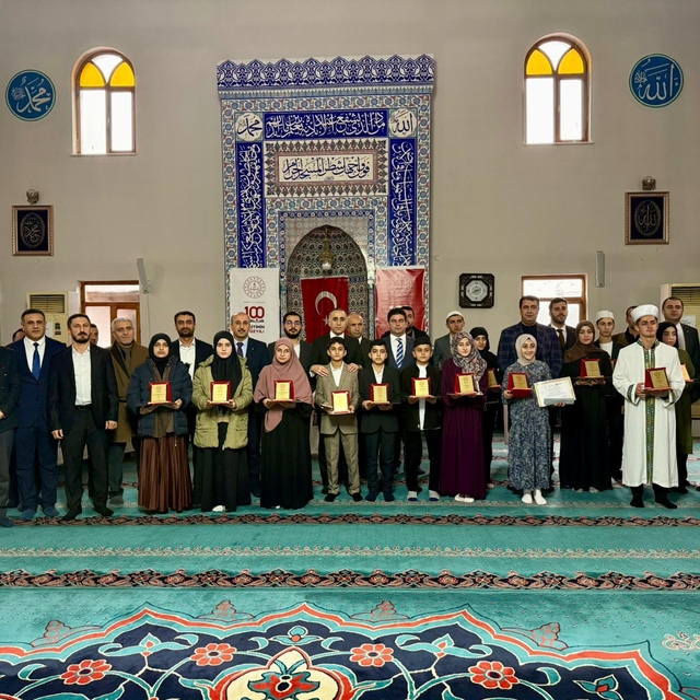Şemdinli'de Kur'an-ı Kerim'i ve ezanı güzel okuma yarışması düzenlendi