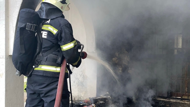 Bodrum'da evin balkonunda çıkan yangın söndürüldü