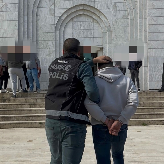 Muğla'da 1117 adet sentetik ecza ele geçirildi; 1 şüpheli tutuklandı