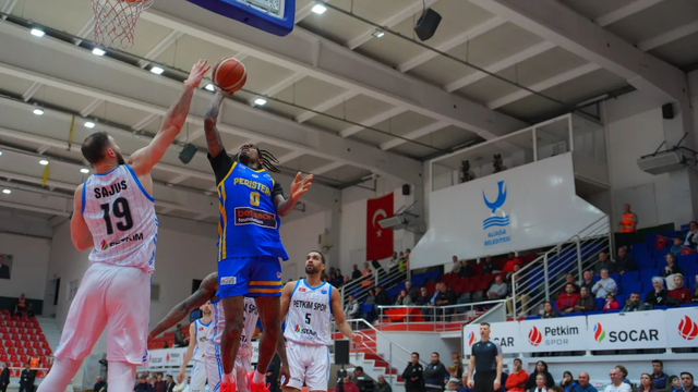 FIBA Avrupa Kupası: Aliağa Petkimspor: 85 - Peristeri: 87 Aliağa Petkimspor, sahasında kaybetti, Grup İkincisi Oldu