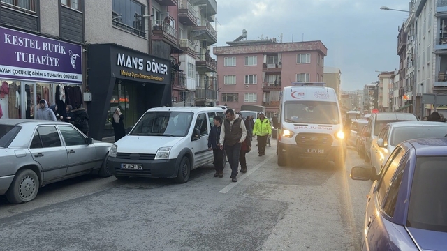 Bursa'da otomobilin çarptığı yaya yaralandı