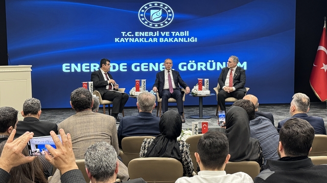 Enerji ve Tabii Kaynaklar Bakan Yardımcısı Abdullah Tancan İzmir'de konuştu:
