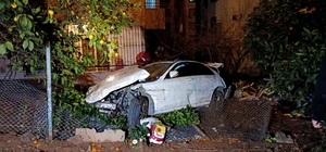 Otoyolda feci kaza: Anne yaralandı, sürücü oğlu öldü