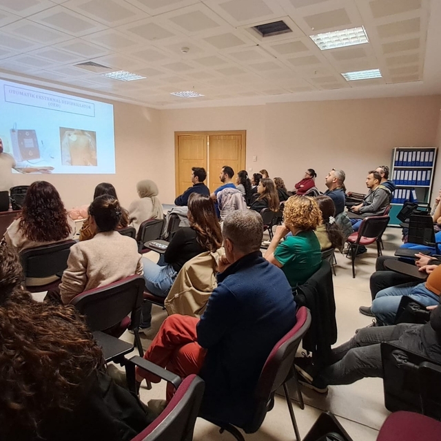 Nazilli'de sağlık personeline "Yaşam Desteği ve Triyaj" eğitimi