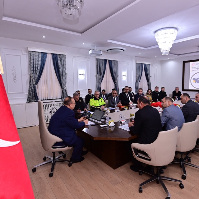 Aydın'ın ulaşımını rahatlatacak projeler ele alındı