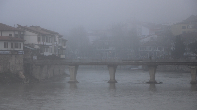 Amasya'da yoğun sis etkili oldu