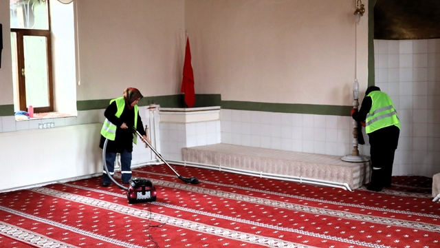 Bilecik'te Ramazan Ayı öncesi camilerde temizlik çalışması