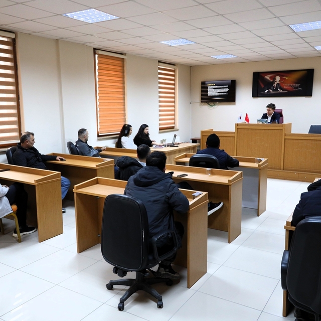 Bilecik'te müteahhitlere yönelik bilgilendirme toplantısı