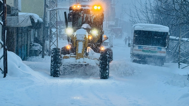 Beytüşşebap'ta kar alarmı: Eğitime 1 gün ara verildi