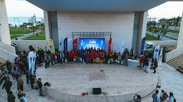 Didim'de yelken heyecanı ödül töreniyle sona erdi