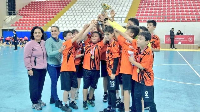 'Hentbol Küçük Erkekler İl Birinciliği' sona erdi