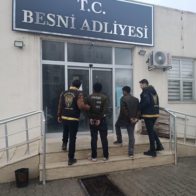 İnşaat alanından 175 bin liralık hırsızlık: 2 tutuklama