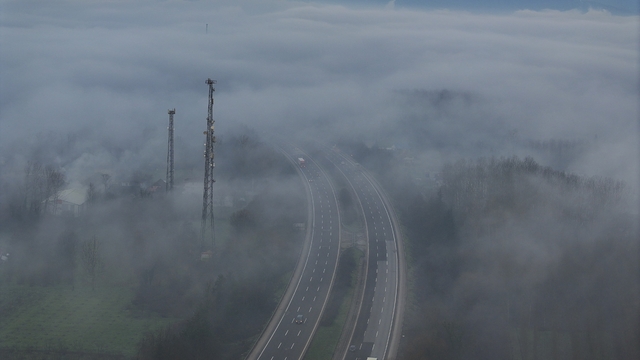 Anadolu Otoyolu'nun Düzce kesiminde sis etkili oldu