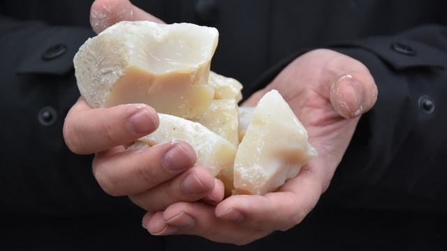 Binaların sıvılaşan zeminleri 'bor' katkılı formül enjekte edilerek depreme karşı güçlendiriliyor