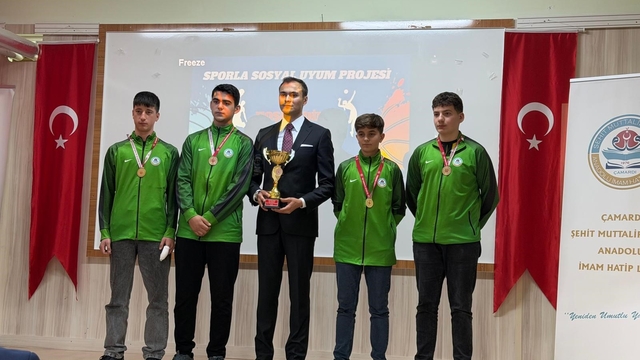 Çamardı'nda Sporla Sosyal Uyum Projesi'nde anlamlı buluşma