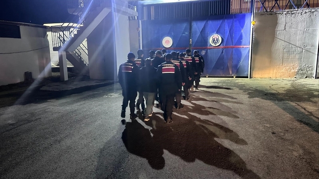 Avanos'ta 19 adrese silah operasyonu: 6 tutuklama