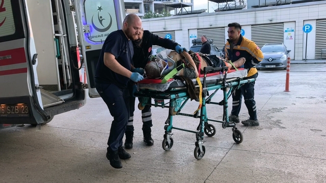 Bursa'da beton tankeri devrildi: 1 ölü