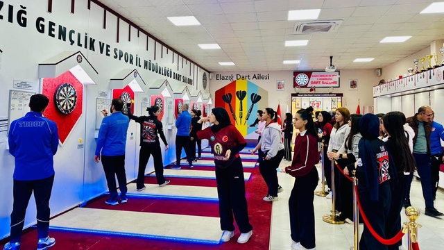 Elazığ'da dart müsabakaları sona erdi
